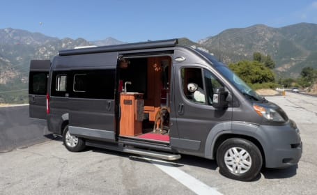 ROADTREK - full hookups, indoor shower, flushable toilet, easy to drive