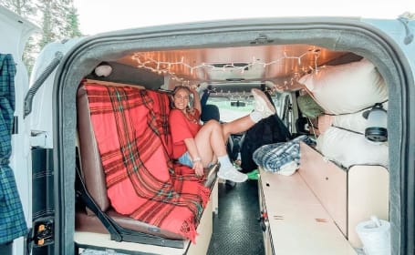 Voyager 2-Person Campervan