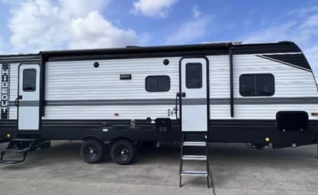 2023 Keystone Rolling Stone - double entry & large bunks