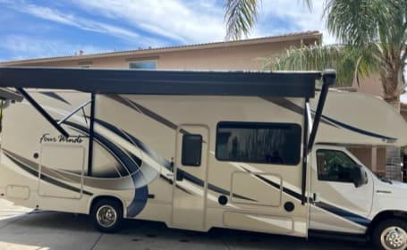 2018 Thor Four Winds
