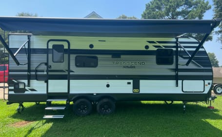 2022 Grand Design Transcend Xplor- Showtime Xplorer