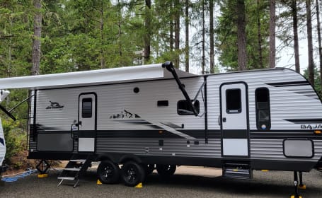 Family Glamping! 2023 Jayco Jay Flight 28' Travel Trailer