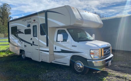 2016 Coachmen Leprechaun