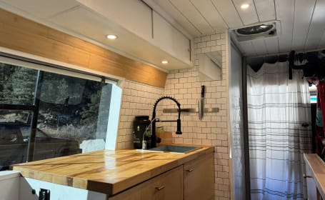 2016 Mercedes-Benz Sprinter 2500