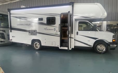 2025 COACHMEN LEPRECHAUN 220XG