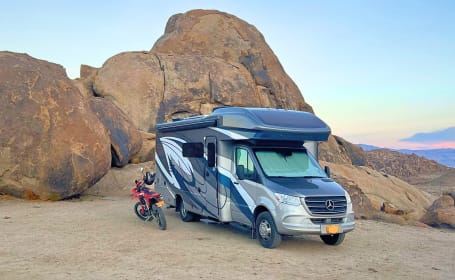 Luxury Class C, 5pp, Mercedes!Solar,AC,Heat,Generator,SlideOut, Starlink