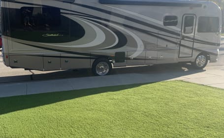 2016 Fleetwood Southwind 34A “Luxury on Wheels”