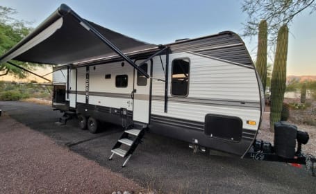Rainbow Chaser, 2022 KEYSTONE HIDEOUT, BUNKHOUSE, SOLAR-POWERED