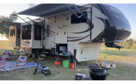 2015 Grand Design Solitude - Luxury in the wilderness at a lower price