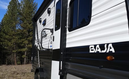 2024 Jayco Jay Flight BAJA Bunkhouse w/ Solar and Generator