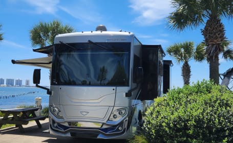 2022 Fleetwood Frontier