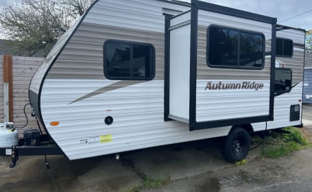 Cozy Camping Awaits: 2022 Starcraft 180BHS Bunkhouse
