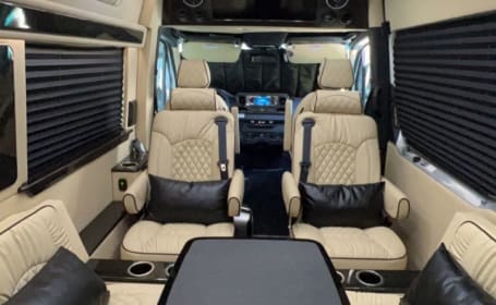 2023 MERCEDES BENZ ULTIMATE TOYS CRUISER