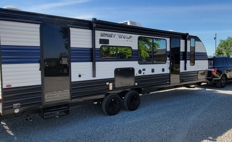 Grey Wolf 26BRB (DELIVERY ONLY)