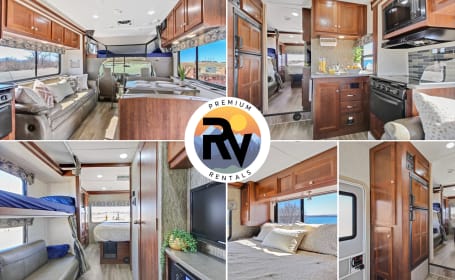 Luxurious Forest River Sunseeker 3170DS (Bunk Bed Model)