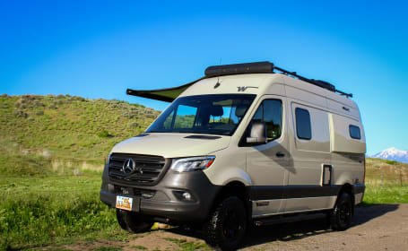 Booking Summer Now!! Beautiful Mercedes Benz Revel Sprinter - 4 Seats!