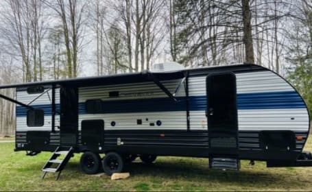Relaxing Family Bunkhouse Cherokee RV