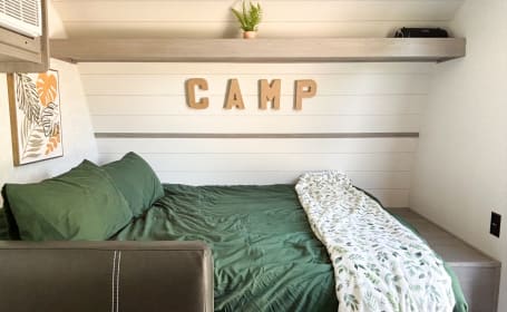 2024 Coleman Lantern 17B