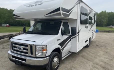 The GYPSY: Gorgeous NEW Luxury Class C Motorhome: EASY and FUN to drive!!