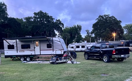 2020  Coleman Lantern 250TQ  Toy Hauler/Camper Trailer-PETS WELCOME