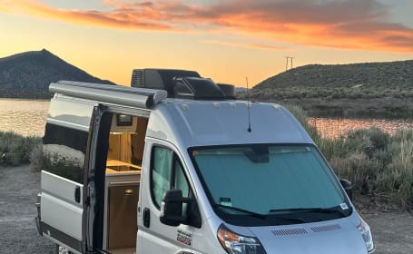 2022 Thor Rize, 18ft with full wet bathroom/toilet