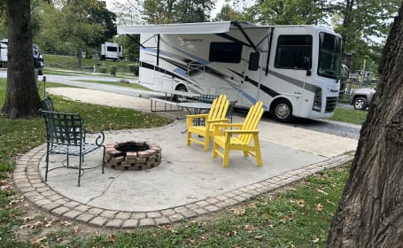 New 2024 Drivable RV Let the Good Times Roll NC/SC border