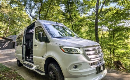 2024 Mercedes-Benz Sprinter 419 LWB High Roof