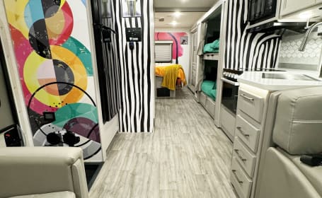Cyan Art Home