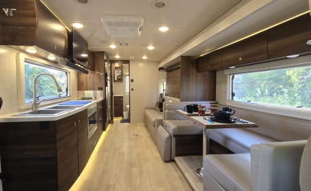 2022 Winnebago View 24D fully equipped with linens, dishes, cookware, etc.