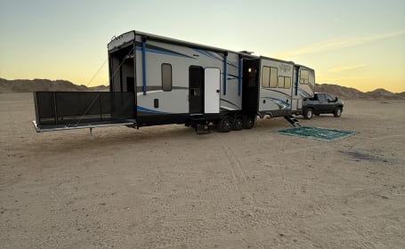 Forrest river trailer, spacious with 2 bathrooms *starlink*