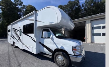 NC Luxury 2025 Thor Chateau 31EV