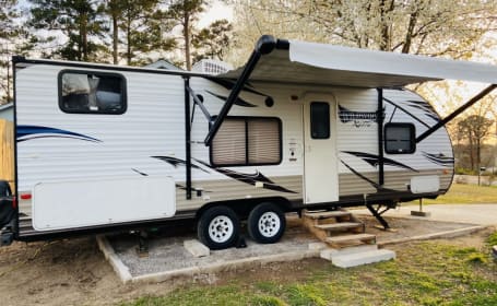 Sasha & Son family camper