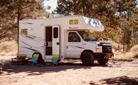 [Wolfie] Baby 20ft RV | Fully Offgrid | Solar/Starlink (Optional)