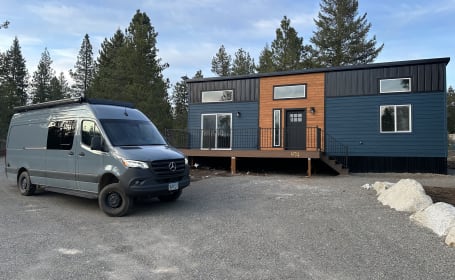 Modern Luxurious RV Camper Van