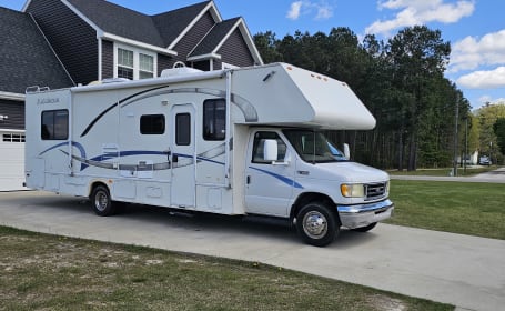 2004 Four Winds Dutchmen Motorhome