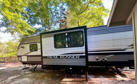 Cozy Trail Runner Bunkhouse - Family 7 Pet Friendly, Sleeps 8!