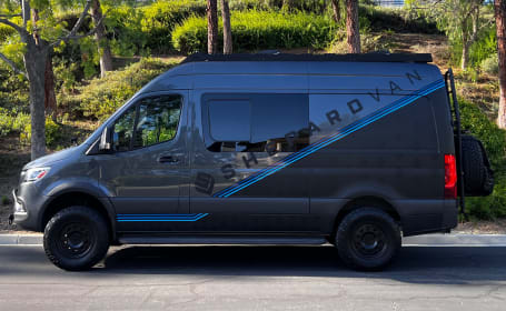 Work & Explore in Style – Sprinter Campervan with Family-Friendly Comfort