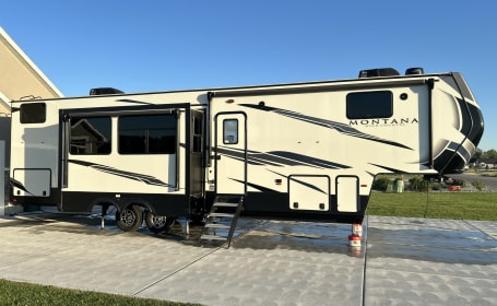 2021 Montana 351 BH