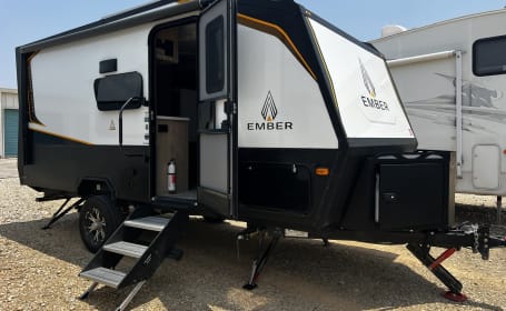 2022 Ember Overland NBTX1610