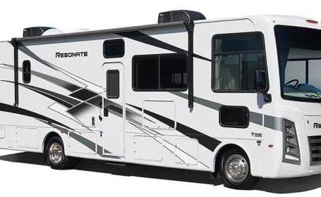 2024 THOR MOTOR COACH - Resonate