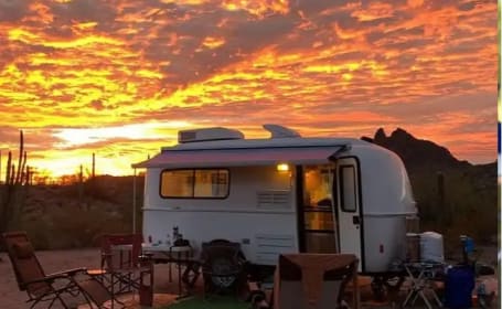 Pure Eggstacy 2020 Casita Spirit Deluxe 17ft