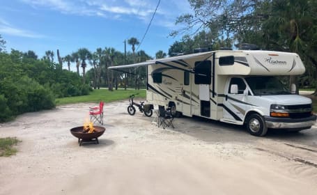 Family RV + Free E-Bike! 2017 Coachmen 27QB
