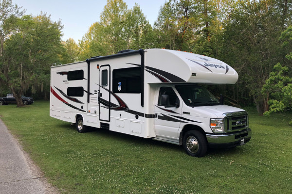 Jayco Redhawk  | Sleeps 10 | Spacious