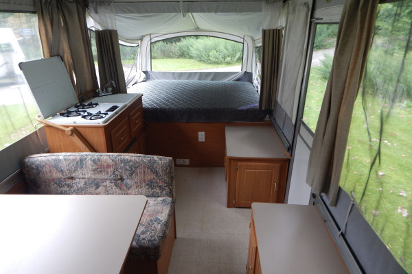 Coleman Pop-Up Camper / Delivery & Set-up Available