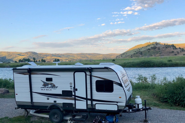 2020 Jayco Baja - Easy to tow, many extras included
