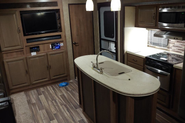 2017 Cruiser Rv Corp Fun Finder