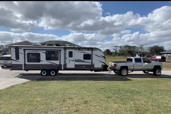 SWFL Travel Trailer Rentals, llc