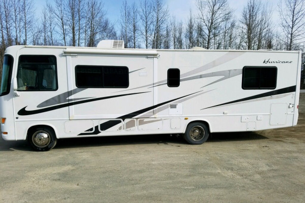 2007 Thor Motor Coach Hurricane