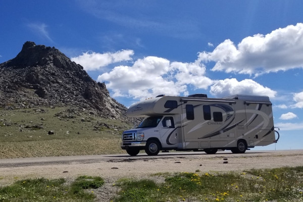 Megachop-2017 Chateau - ROOFTOP SKY DECK, Outdoor Kitchen and Ent.  Center