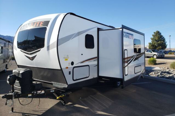 Charlie's Happy Camper-2